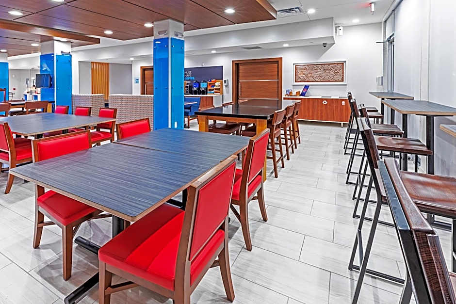 Holiday Inn Express And Suites Stafford Nw - Sugar Land By IHG