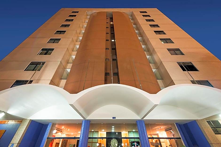 Foto 1 daripada 50 — Arrey Executive Hotel