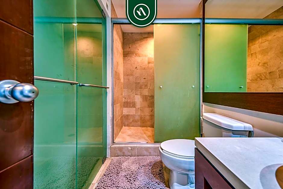 Amazing 2BR Condo with Pool and Access to VIDANTA