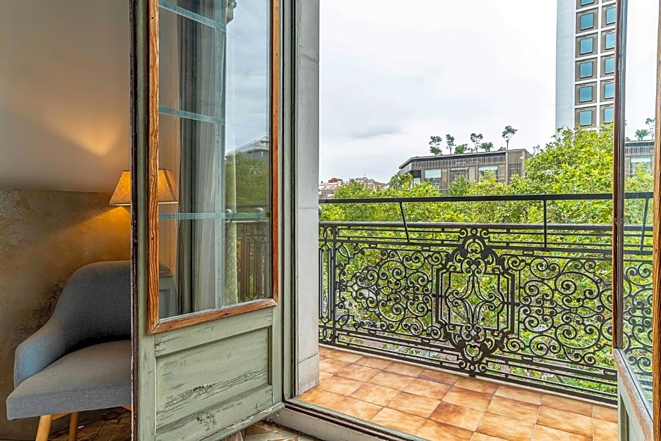 Casa Gracia Barcelona Hostel