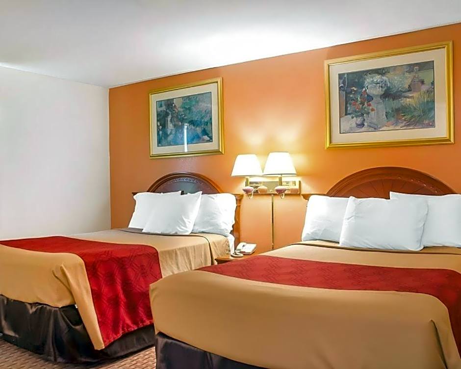 Econo Lodge Cuba