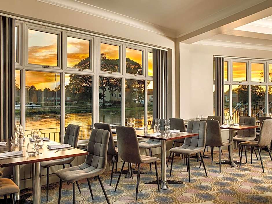 Sunday London Staines-upon-Thames Heathrow T5