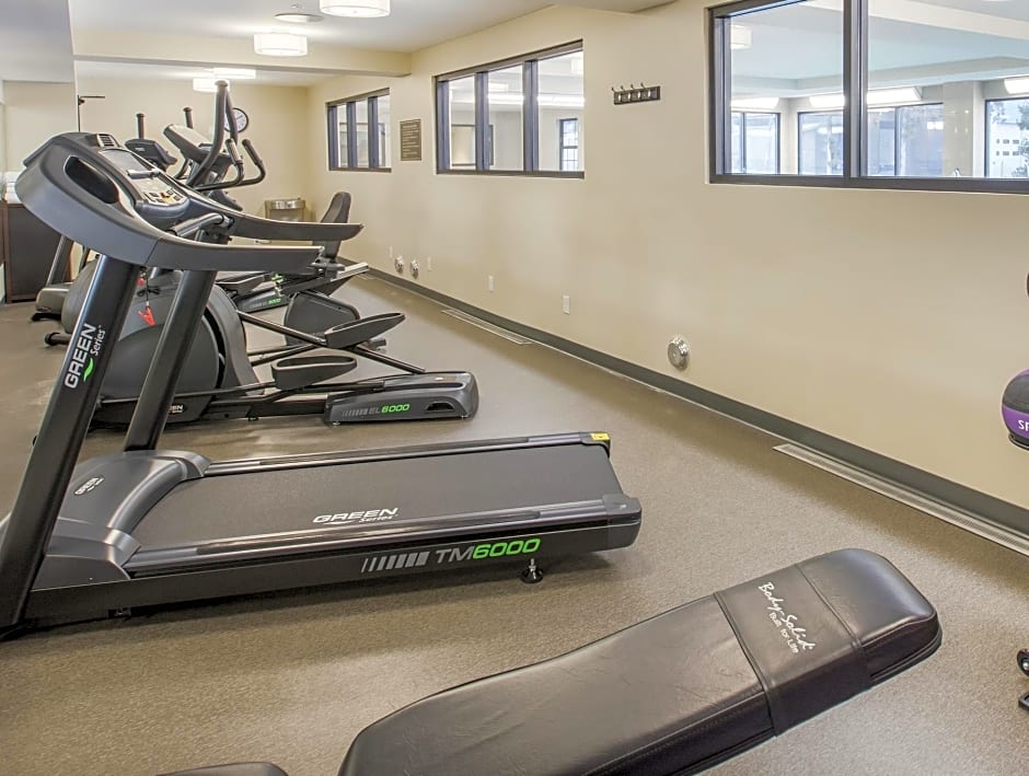 Country Inn & Suites by Radisson, Grandville-Grand Rapids West, MI