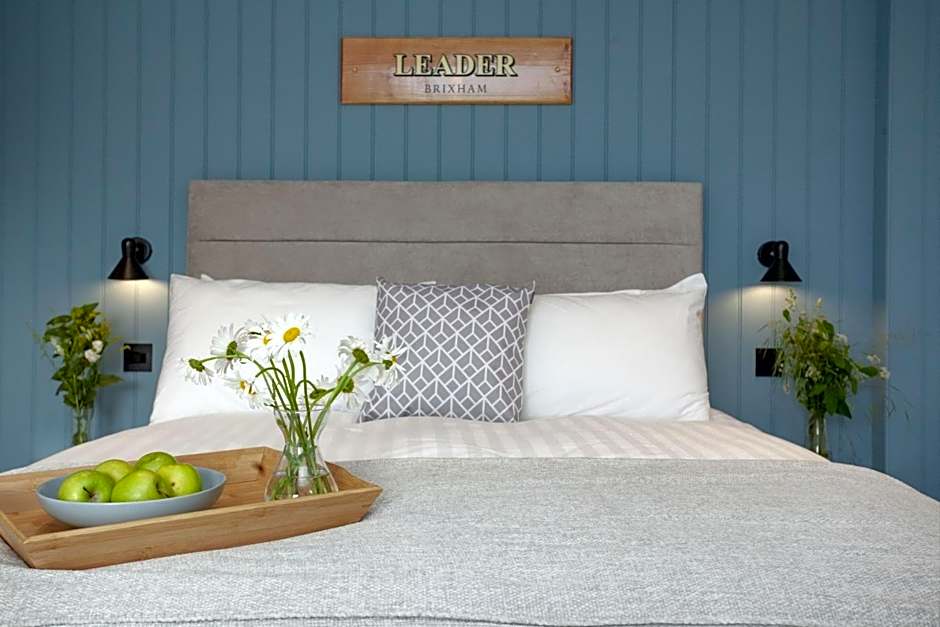 Leader Suite - Sea View - Free Wi-Fi