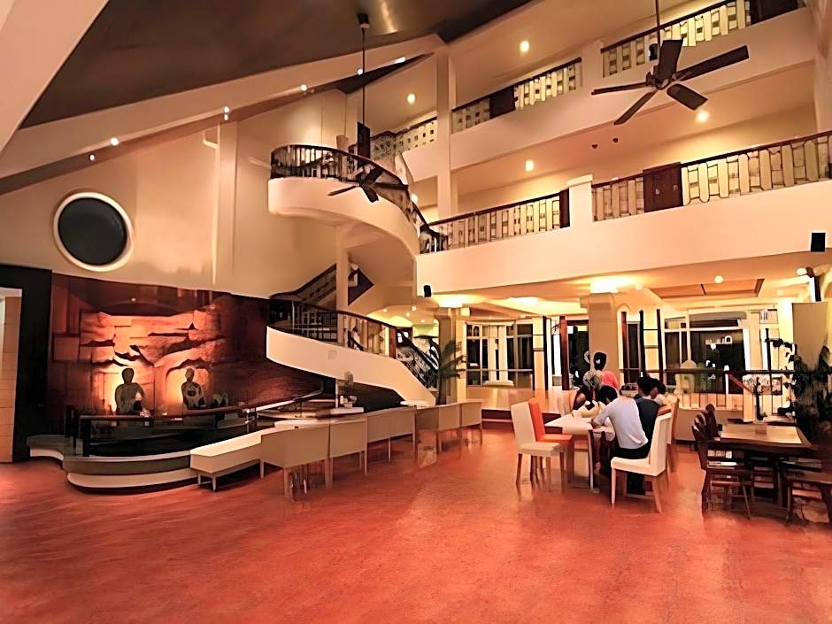 Circle Inn Hotel and Suites Bacolod