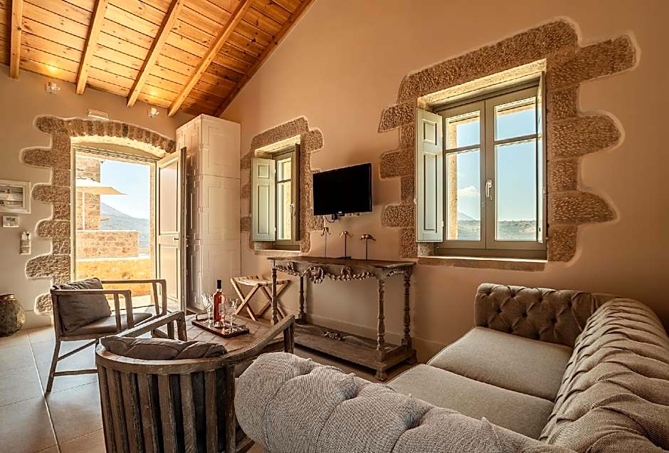 Photo 1 of 18 of Suite, Panoramic View
