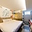 P&E HOTEL