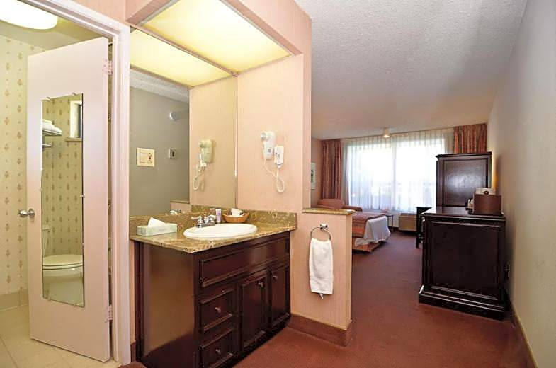 Days Inn by Wyndham Mountain View