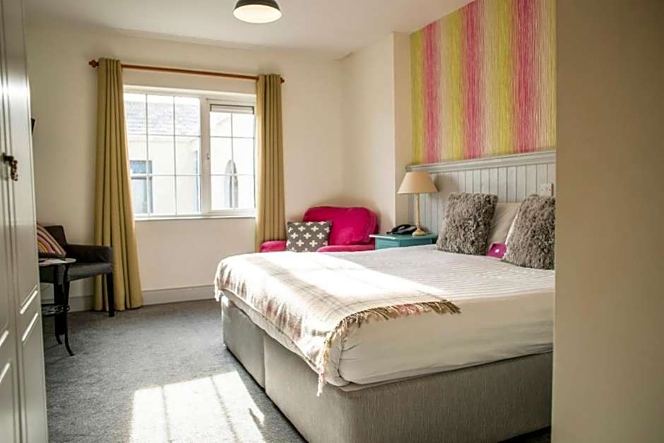 Photo 1 of 15 of Double Room