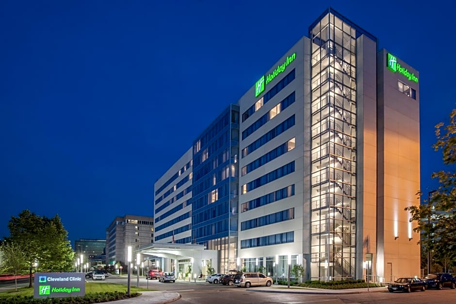 Holiday Inn Cleveland Clinic, an IHG Hotel
