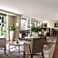 The Ritz-Carlton Naples, Tiburón