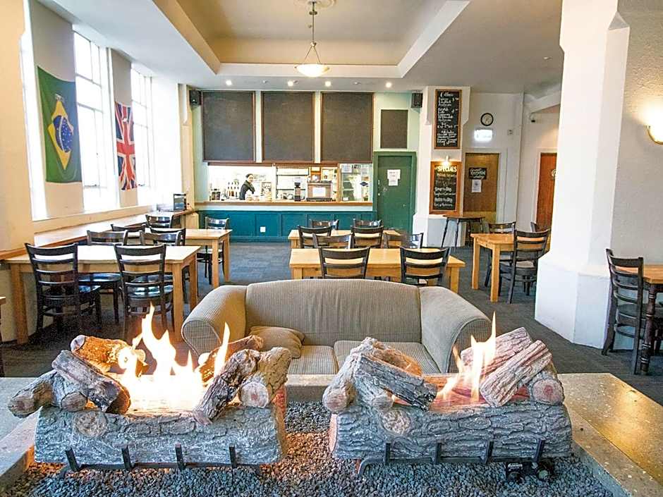 Hotel Waterloo & Backpackers