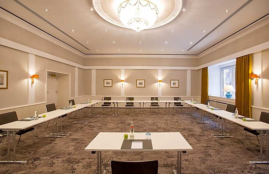 Hotel Essener Hof; Sure Hotel Collection by Best Western