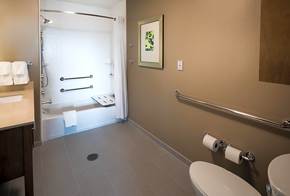 STAYBRIDGE SUITES LAKE JACKSON By IHG