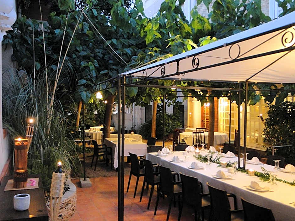 Hotel Restaurant Llansola