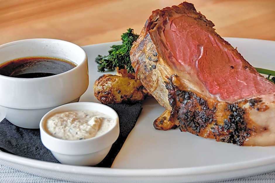 DoubleTree by Hilton Virginia Beach Oceanfront South