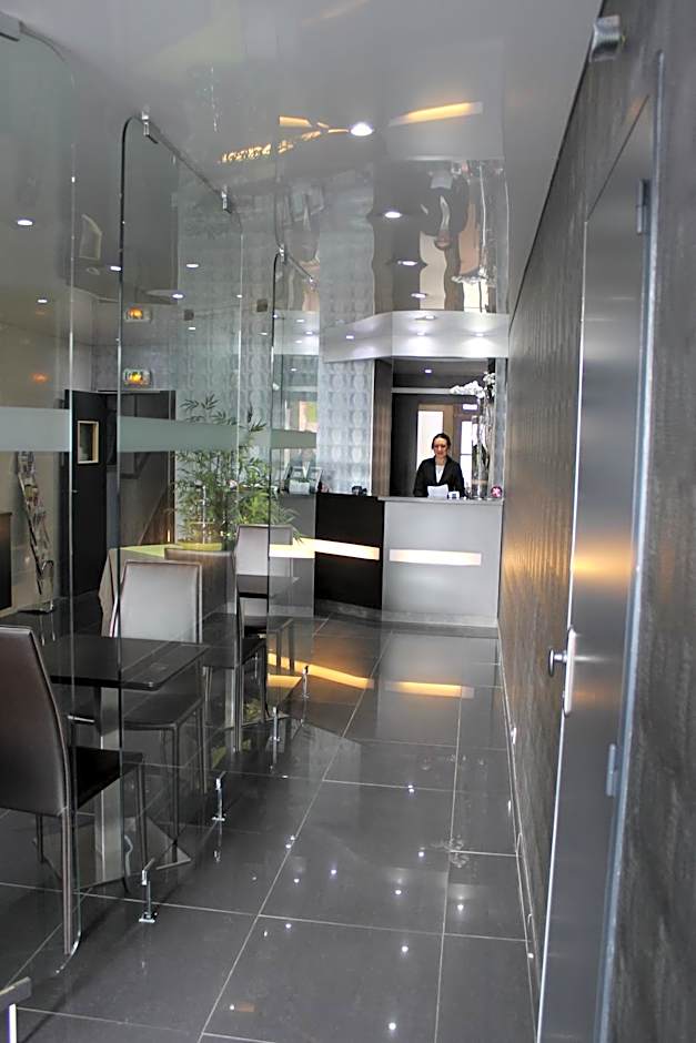 Hotel The Originals du Grand Monarque Nantes Gare