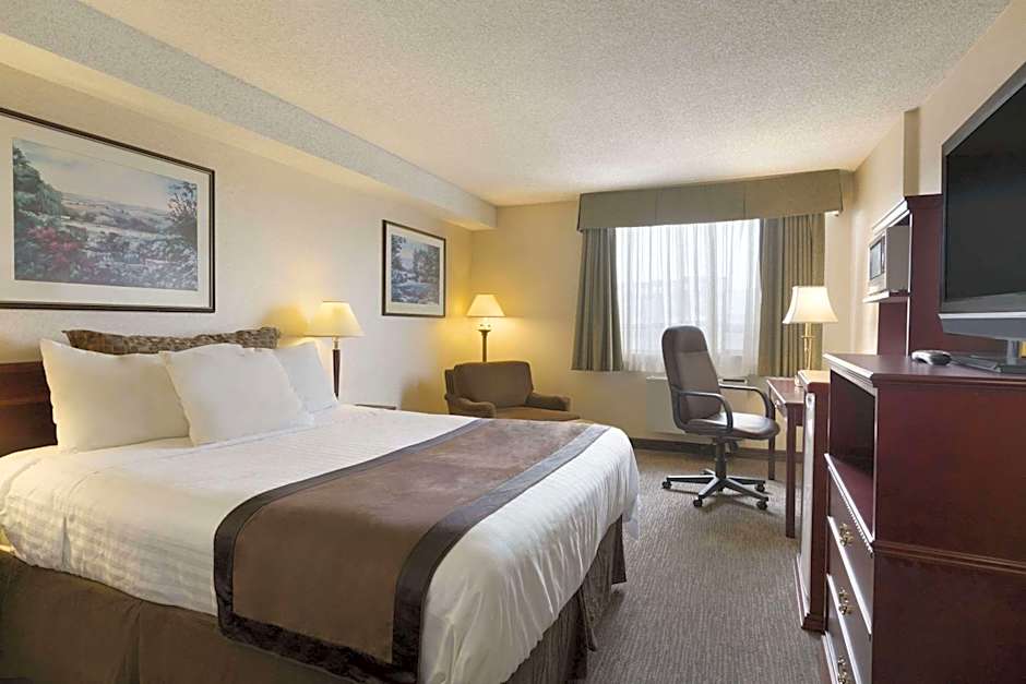Travelodge by Wyndham Vancouver Airport