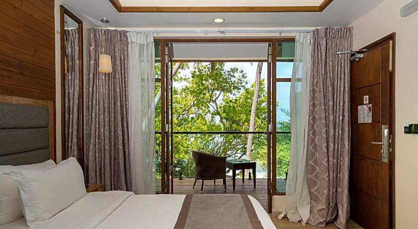 Pearl Sands at Huraa
