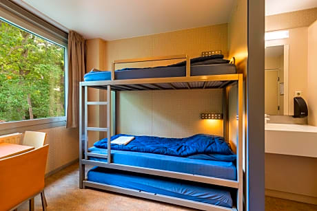 Twin Room with Bunk Beds and Private Bathroom with Shower