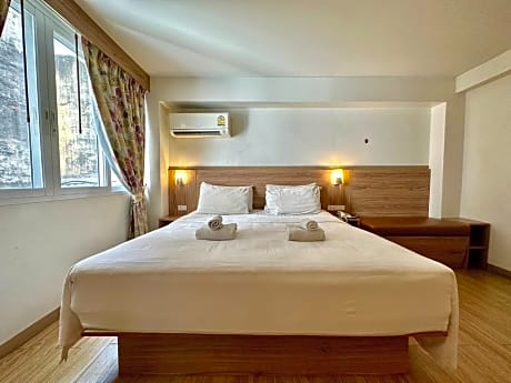 Special Room B - Massage Chair