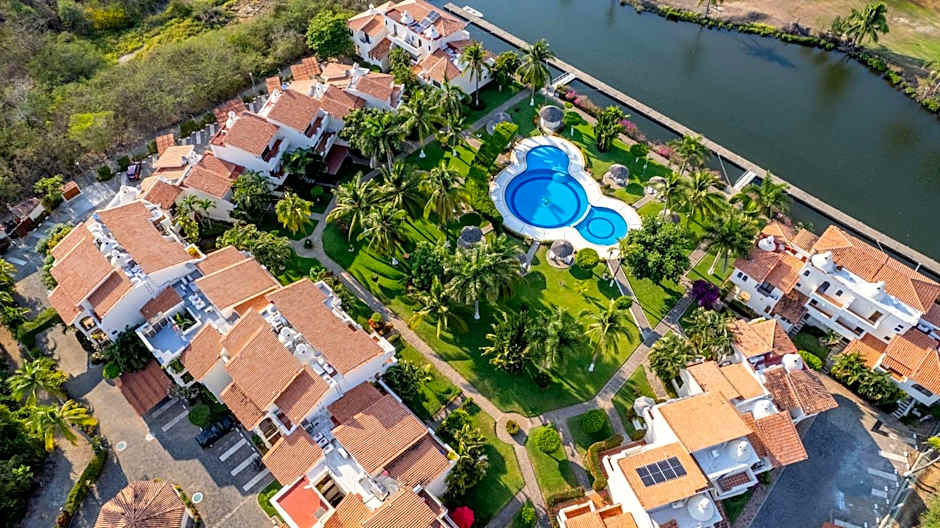 Penthouse Villa at Ixtapa Marina