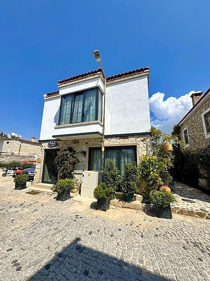 Sulty's Alacatı