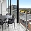 Oaks Adelaide Embassy Suites