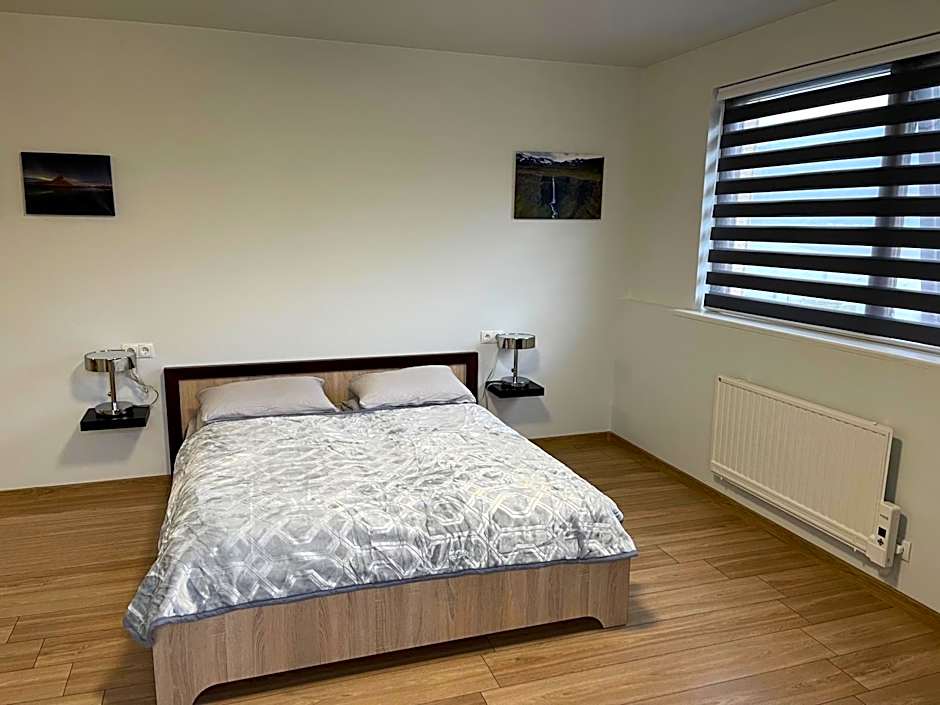 Helgrindur Guesthouse