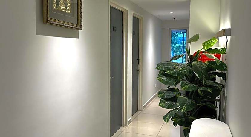 De UPTOWN Hotel @ SS2