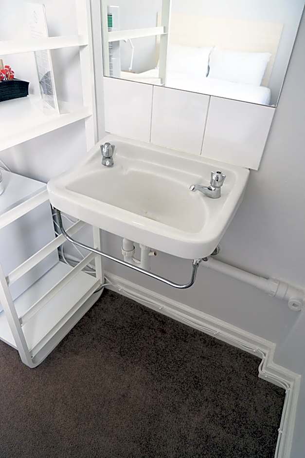 Grand Hotel Rockdale