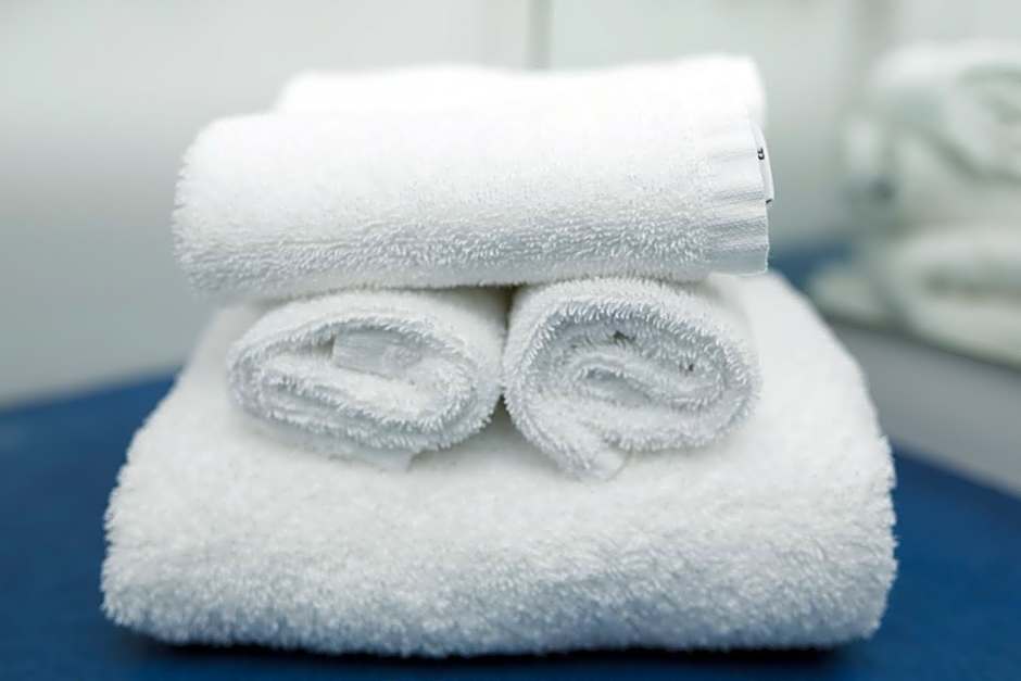 Bay Hotel Apartments (Previously Apartments at Woolmers)