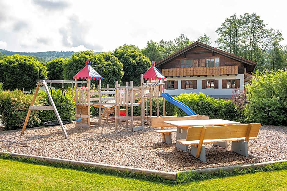 Bernrieder Hof
