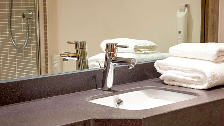 Holiday Inn Rotherham-Sheffield M1Jct.33 By IHG