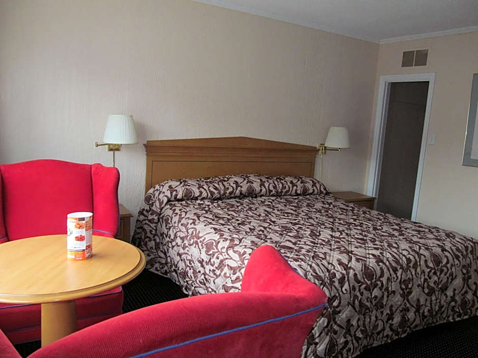 Knights Inn London Airport