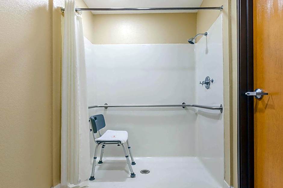 Super 8 by Wyndham Mount Vernon