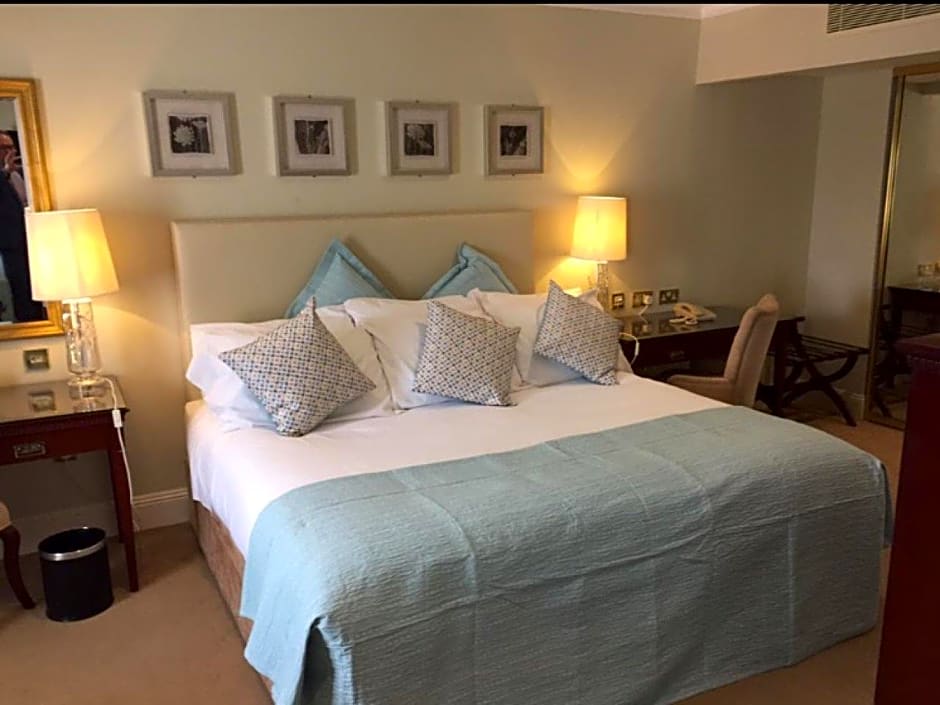 Bunratty Castle Hotel, BW Signature Collection