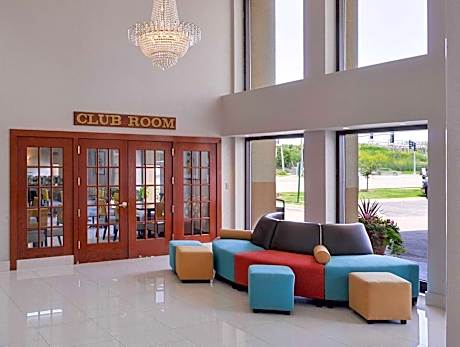 Spark by Hilton Des Plaines Chicago O'Hare