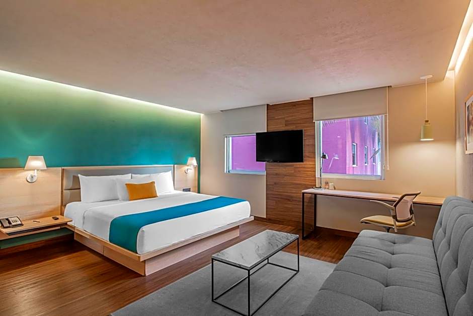 City Express Suites by Marriott Queretaro
