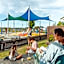 Tāhuna Beach Holiday Park