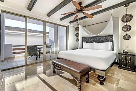 Junior King Suite with Balcony