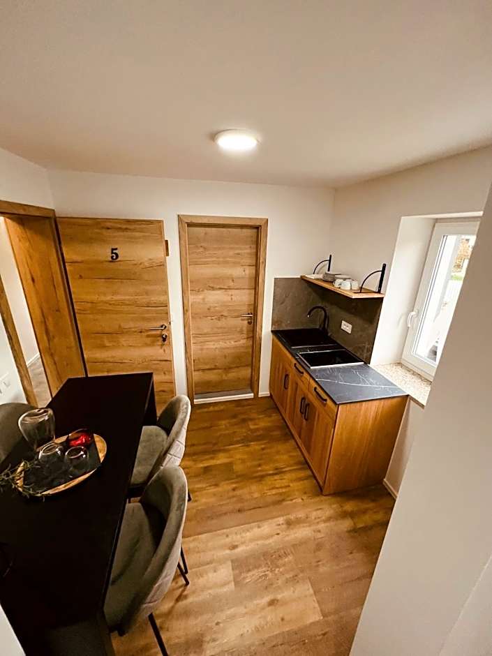 PJagodic Hotel Cerklje - 5min to Airport