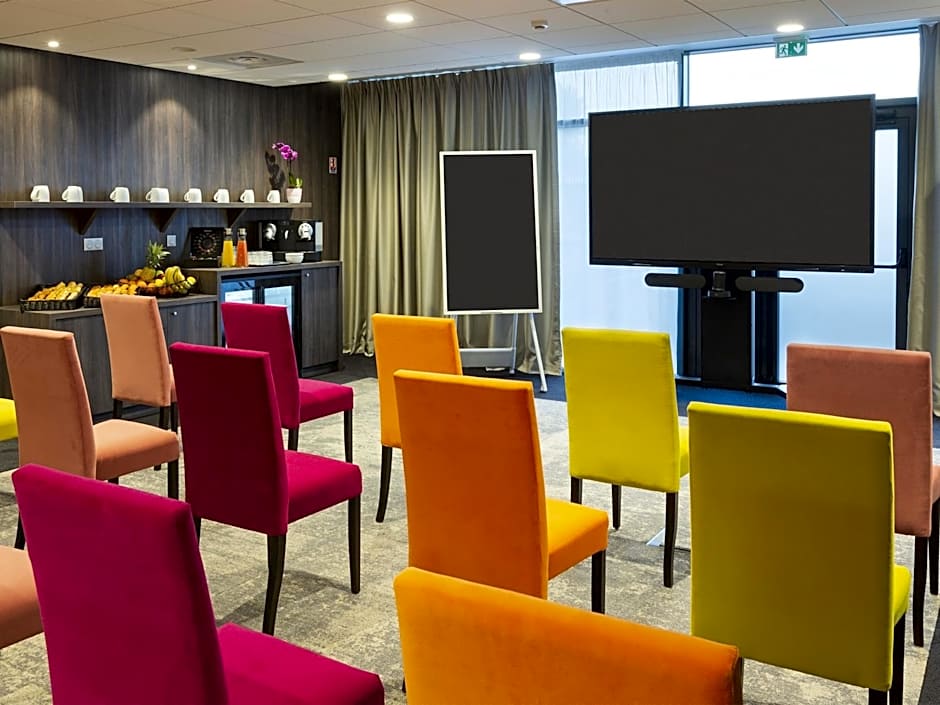 Hotel Roi Soleil Prestige Plaisir - St Quentin