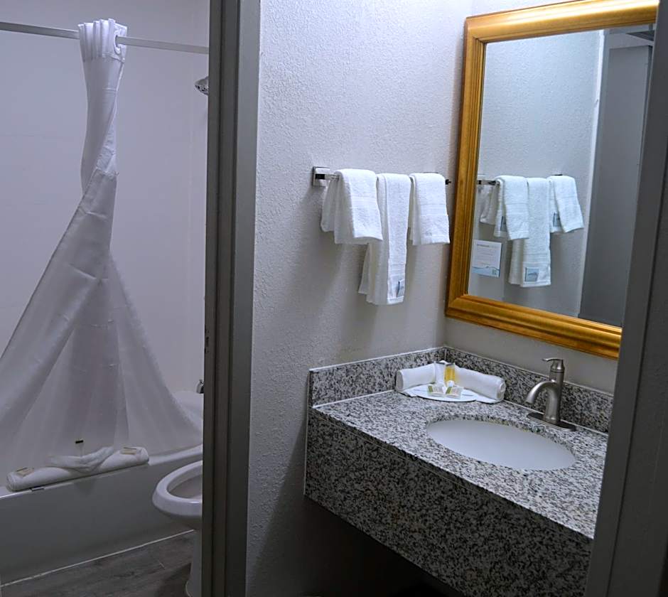 Days Inn by Wyndham Marietta-Atlanta-Delk Road