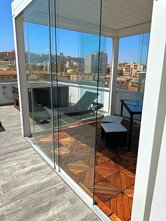 18 Dante Luxury Suites