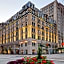 The Cincinnatian Hotel, Curio Collection by Hilton