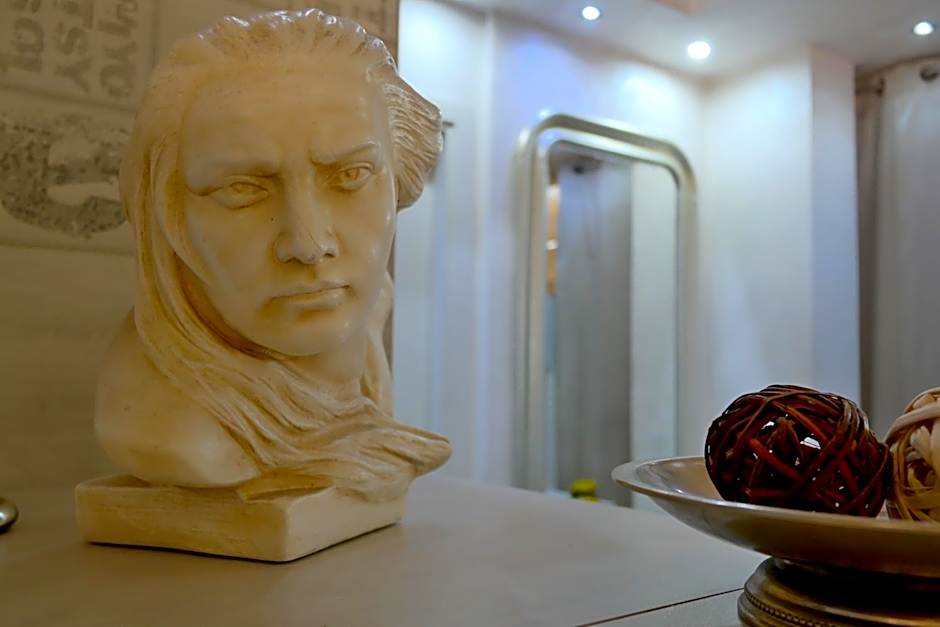 City of Art Venice LLoyd