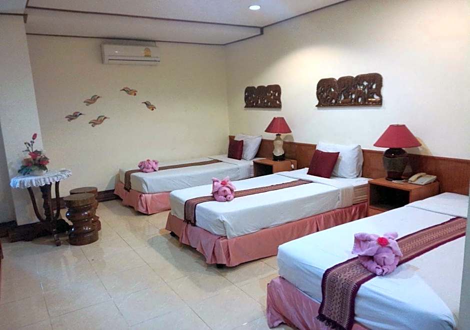 Ngamta Hotel