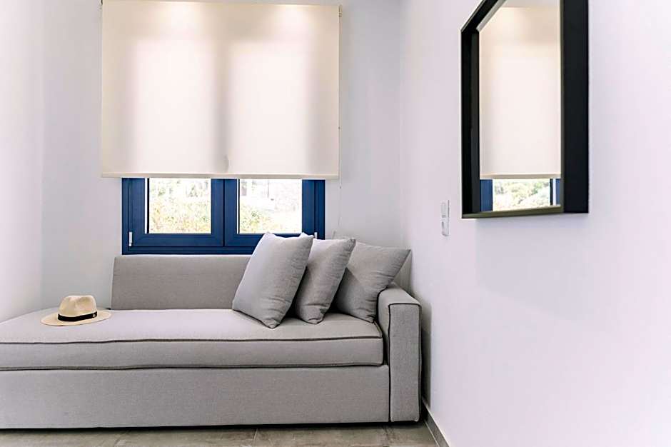 BLUE STONE Luxury Suites