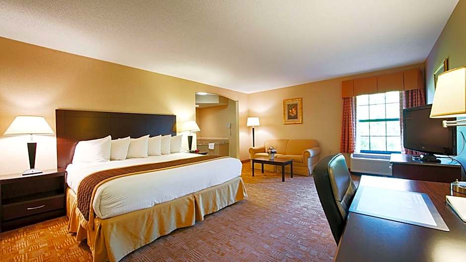 Best Western Hiram Inn & Suites